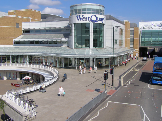 File:Arundel Circus entrance to the WestQuay shopping centre - geograph.org.uk - 210260.jpg