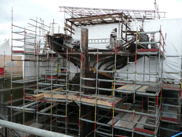 File:Cutty Sark under restoration after being damaged by fire - geograph.org.uk - 906599.jpg