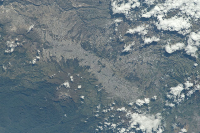File:Quito, Ecuador Astronaut Image.jpg