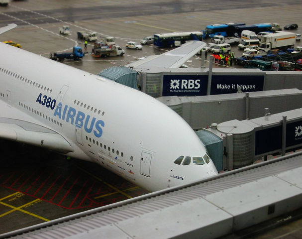 File:Airbus A380 Frankfurt.jpg
