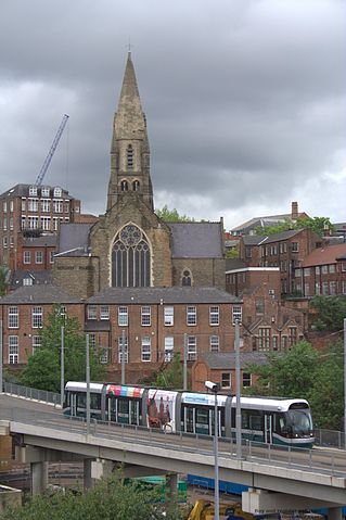 File:Tram with Pitcher and Piano cocktail bar, Nottingham.jpg