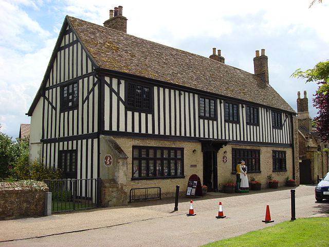 File:Oliver Cromwell House Ely.jpg