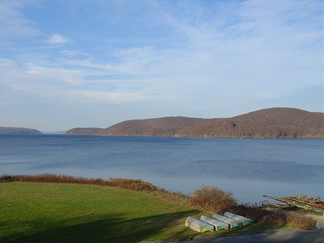 File:Quabbin Reservoir, Massachusetts.jpg