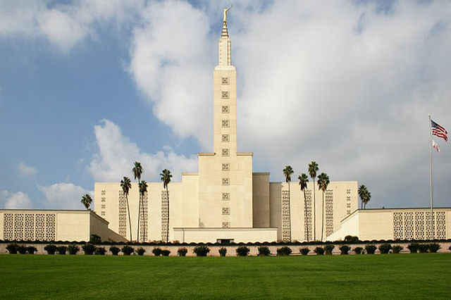 File:Los Angeles Temple 1.jpg