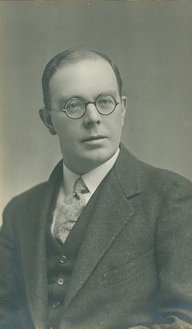 File:Cyril-Burt-1930.jpg