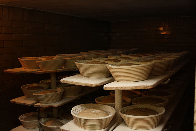 File:Výroba chleba (25).JPG