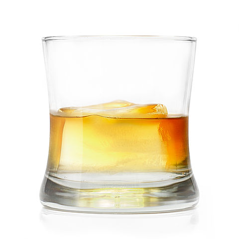File:A Glass of Whiskey on the Rocks.jpg