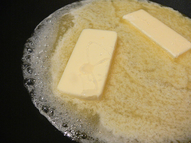 File:Butter melt with sugar.jpg