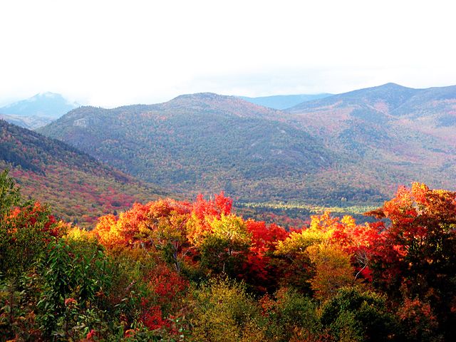 File:New hampshire in autumn .jpg