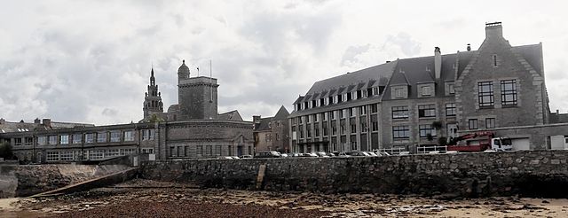 File:Station biologique de Roscoff.jpg