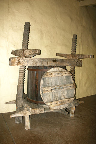 File:Wine press from 16th century.jpg