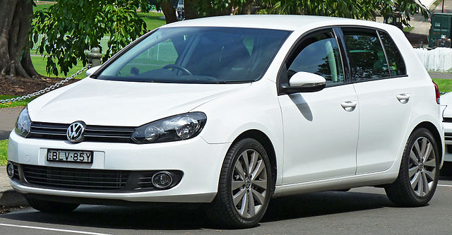 File:2009-2011 Volkswagen Golf (5K) 118TSI Comfortline 5-door hatchback (2011-11-08) 01.jpg