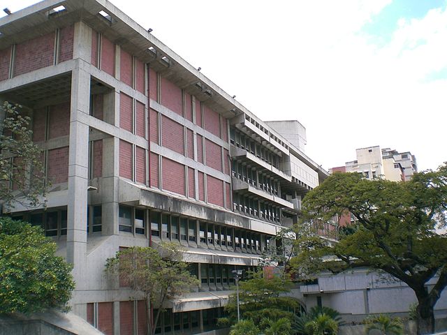 File:National Library of Venezuela building 1.jpg