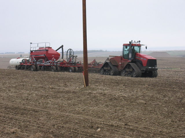 File:Wheat Planting Rig May 2007.jpg