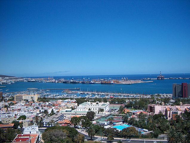File:Panoramic view over Las Palmas (port).jpg
