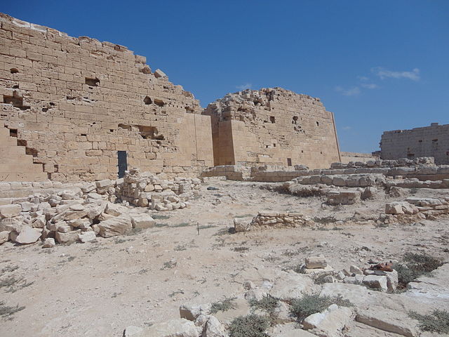File:Magna temple1.JPG