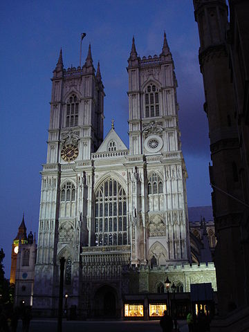 File:Westminster Abbey by night.JPG