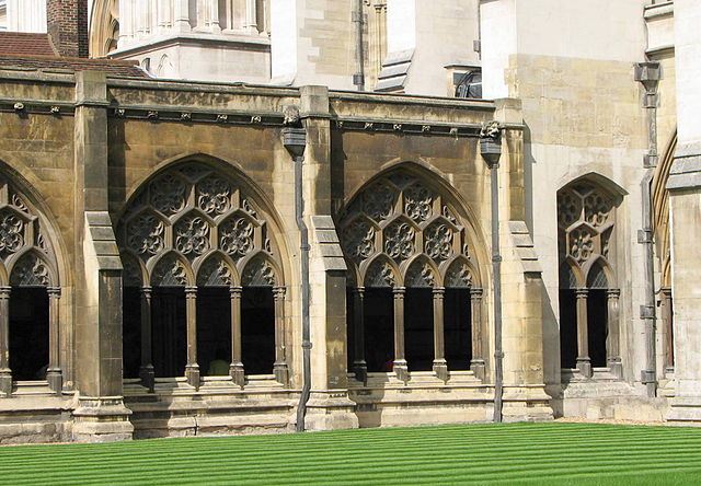 File:Westminster Abbey cloister.jpg