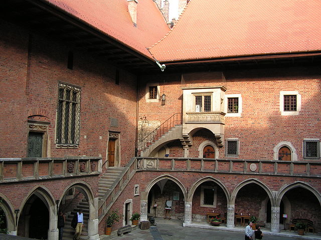 File:Collegium Maius 07.JPG
