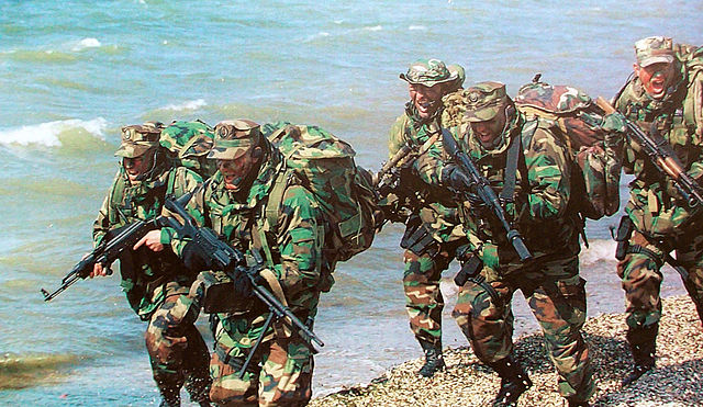 File:Azerbaijan soldiers.jpg