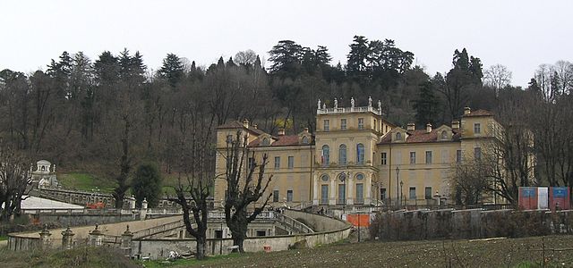 File:Torino, Villa della regina - fronte.jpg