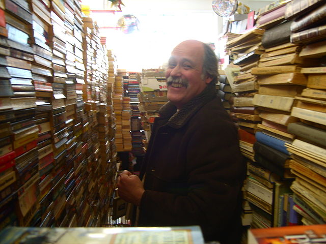 File:2010 Tuf-Tuf Boeken-Strips, Antwerpen 4.JPG