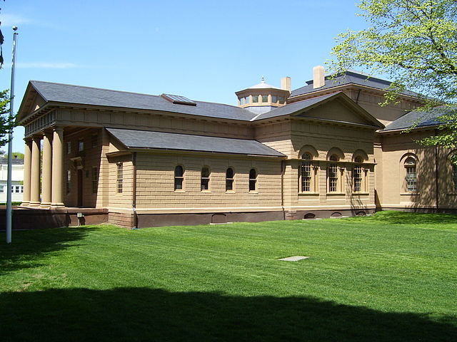 File:Redwood Library Newport.JPG