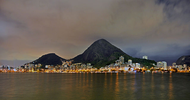 File:1 lagoa rodrigo de freitas night.jpg