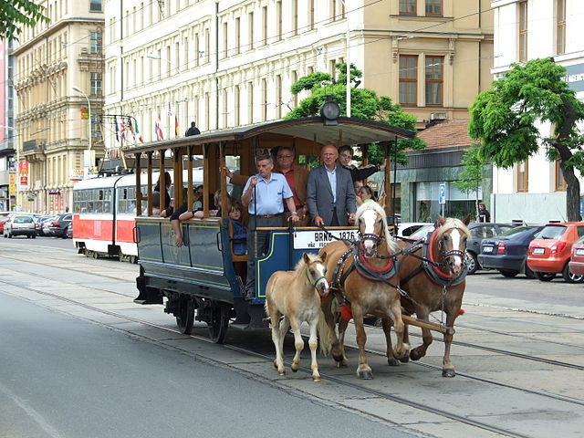 File:Brno, Brno Město, historická koňská tramvaj.jpg