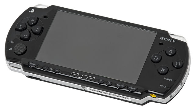 File:PSP-2000.jpg