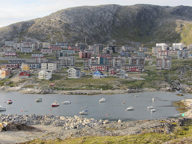 File:Qinngorput-Nuuk.JPG