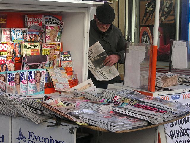 File:Newspaper vendor.jpg