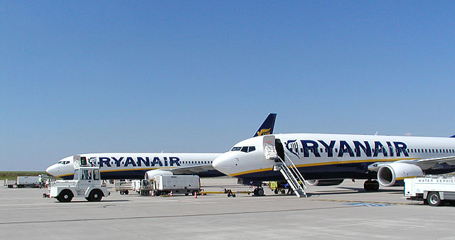 File:Ryanair pescara 03.jpg
