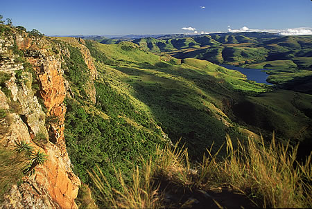 File:Drakensburgmountains.jpg