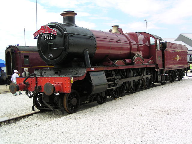 File:GWR 'Hall' 5972 'Olton Hall' at Doncaster Works.JPG