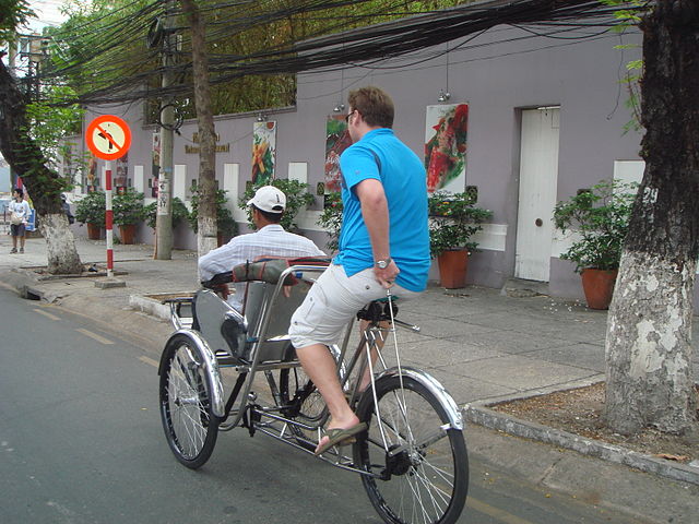 File:Rickshaw in Hochiminh city.jpg