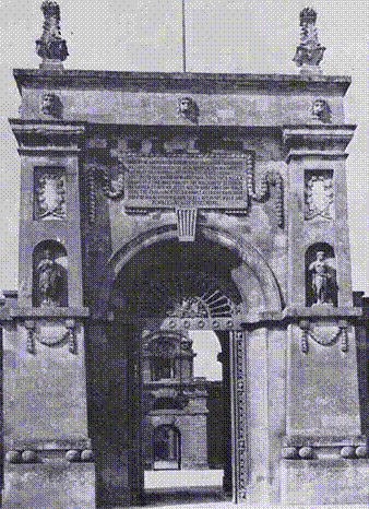 File:Blenheim East Gate.gif