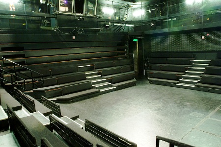 File:Cockpit Theatre (Marylebone) - Auditorium.jpg